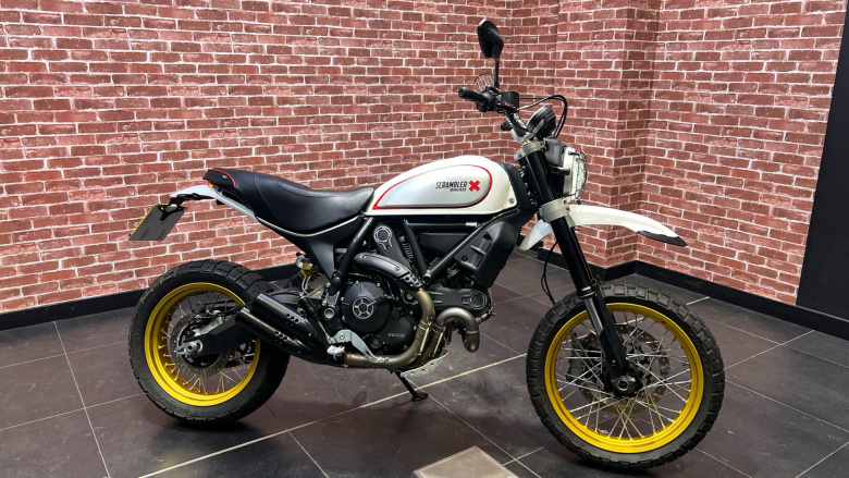 Ducati Scrambler Desert Sled - Red